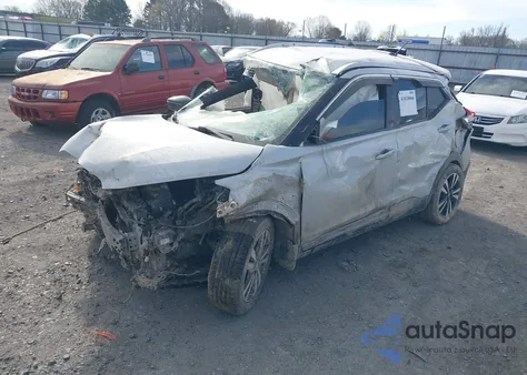 2020 Nissan Kicks Sr Xtronic Cvt из США, поврежденный, VIN 3N1CP5DV5LL486682